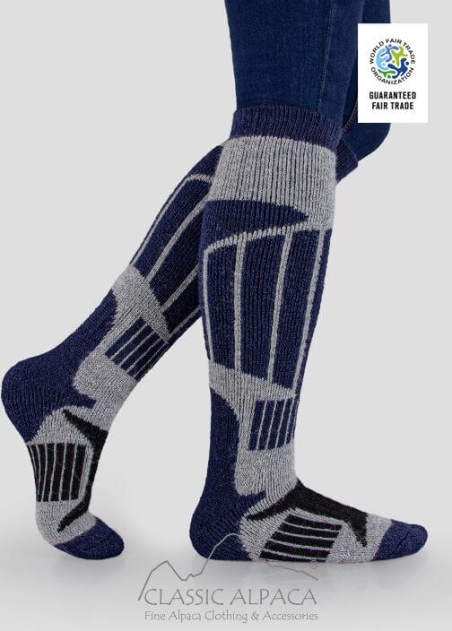 Thick alpaca ski & snowboard socks, full cushioning, ventilation zones, elastic bands, breathable warmth for winter sports.