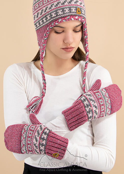 Peruvian Alpaca Glittens with brooch - Fleece Lining