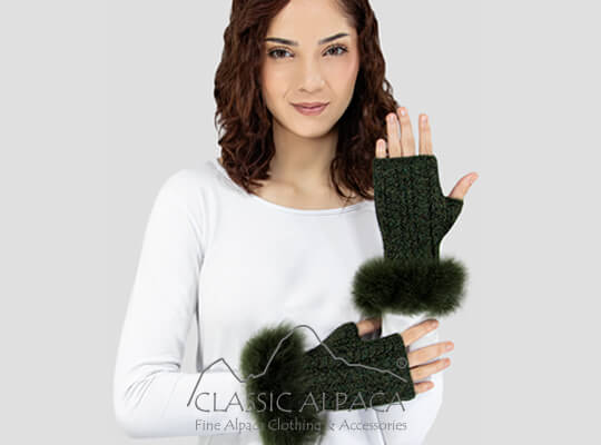 Alpaca Cable Fingerless Gloves with Fur