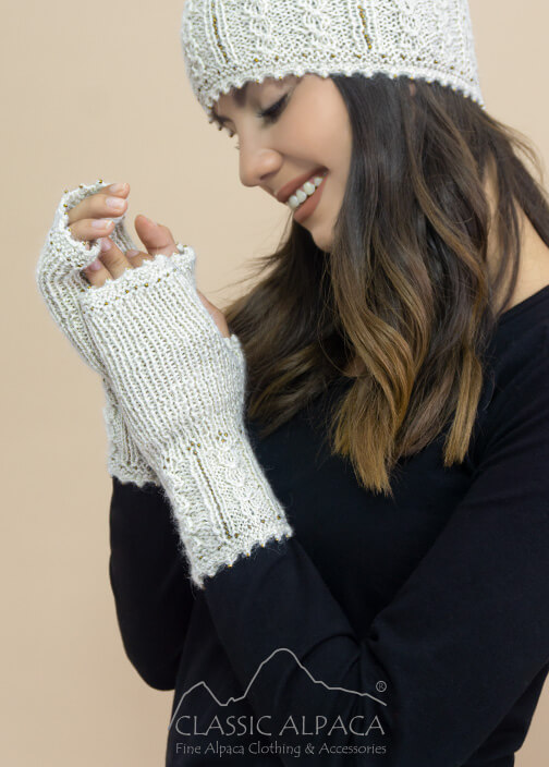 Alpaca Cable Fantasy Fingerless Gloves