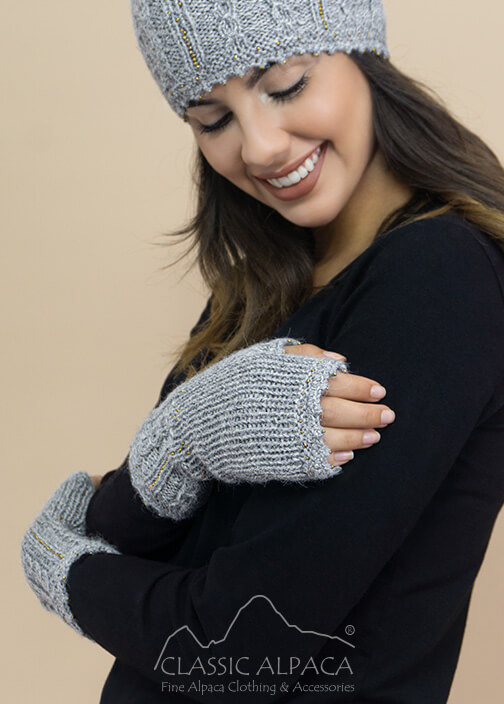 Alpaca Cable Fantasy Fingerless Gloves